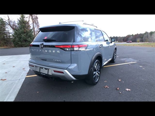 2023 Nissan Pathfinder Platinum