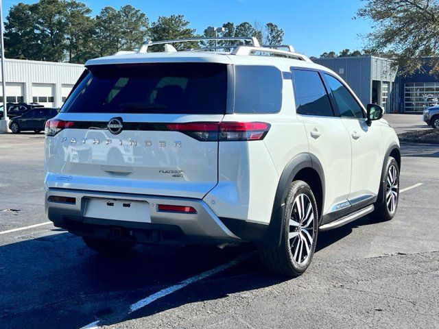 2023 Nissan Pathfinder Platinum