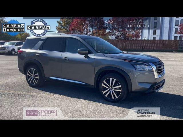 2023 Nissan Pathfinder Platinum