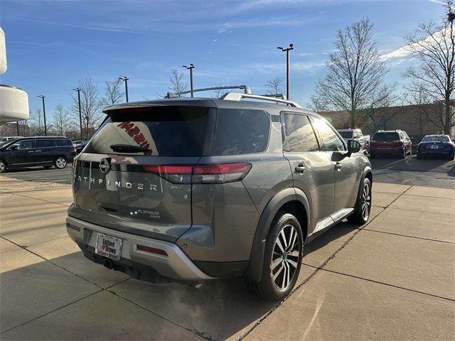 2023 Nissan Pathfinder Platinum