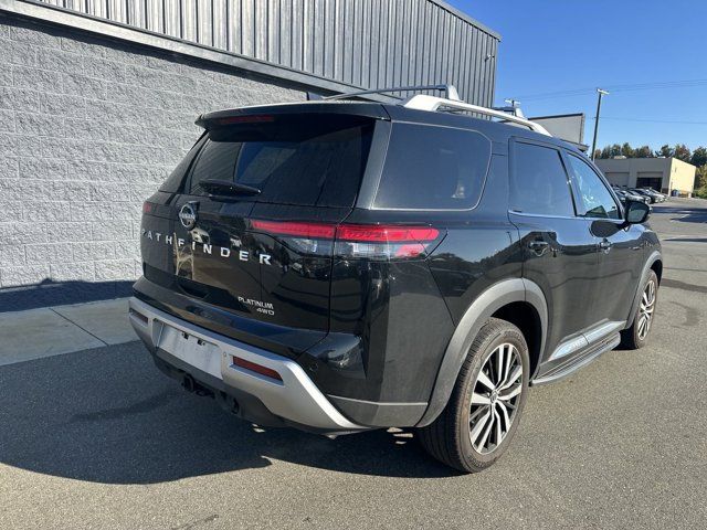 2023 Nissan Pathfinder Platinum