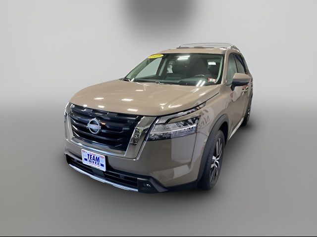 2023 Nissan Pathfinder Platinum