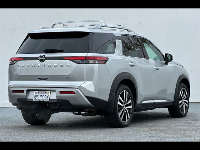 2023 Nissan Pathfinder Platinum