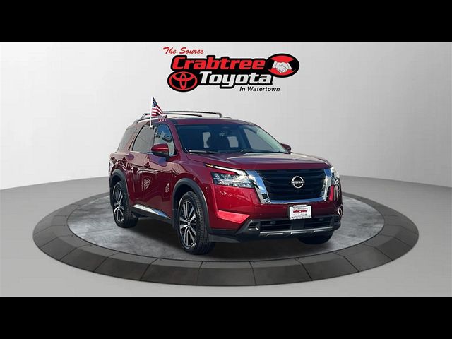 2023 Nissan Pathfinder Platinum