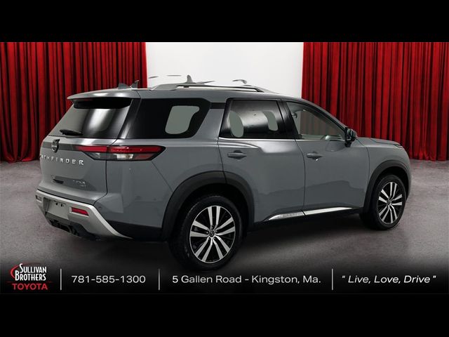 2023 Nissan Pathfinder Platinum