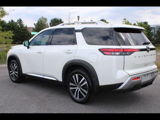 2023 Nissan Pathfinder Platinum