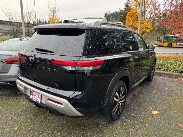 2023 Nissan Pathfinder Platinum