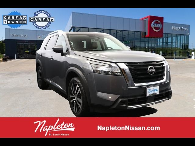 2023 Nissan Pathfinder Platinum