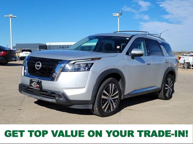 2023 Nissan Pathfinder Platinum