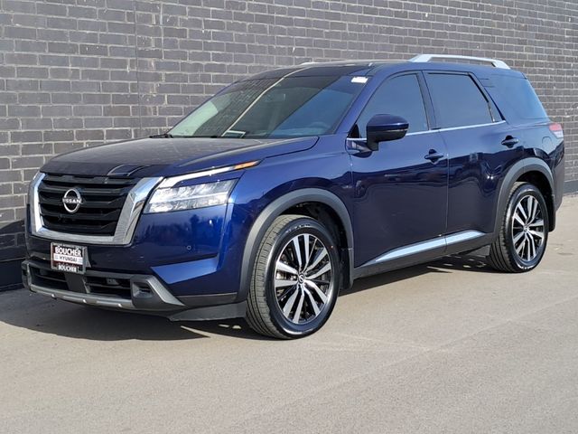 2023 Nissan Pathfinder Platinum