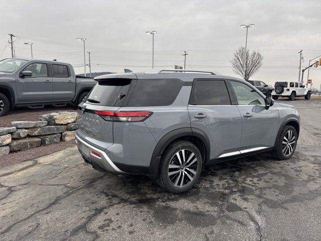 2023 Nissan Pathfinder Platinum