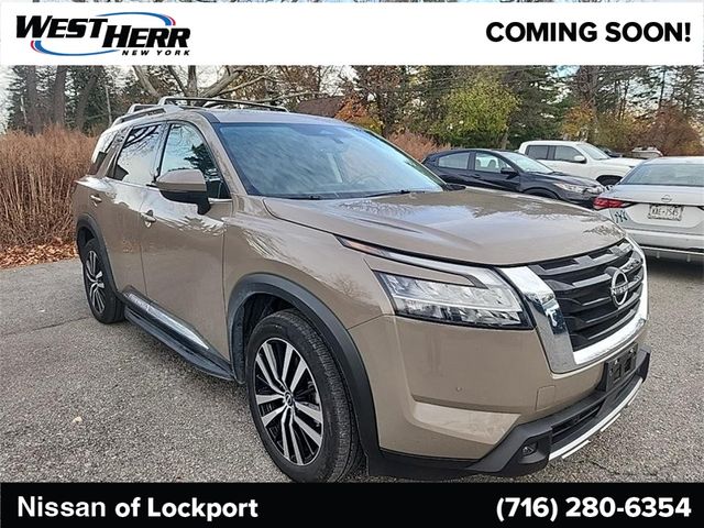 2023 Nissan Pathfinder Platinum