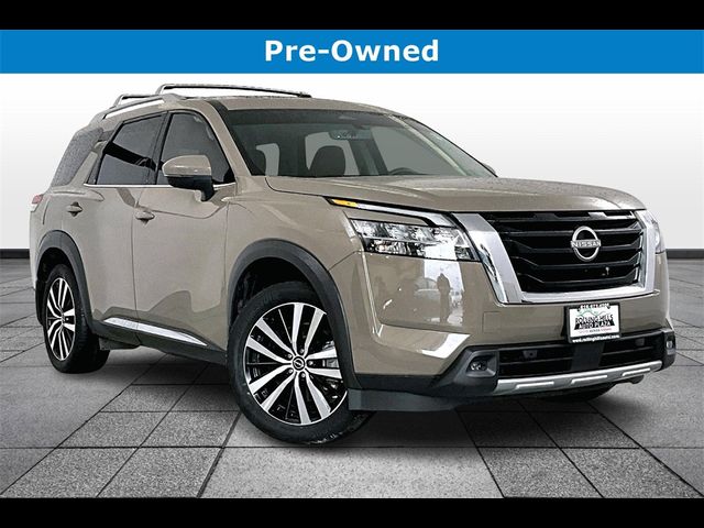 2023 Nissan Pathfinder Platinum