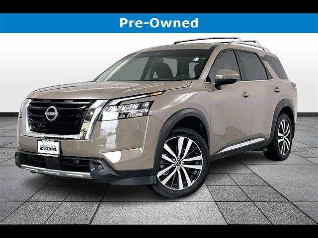 2023 Nissan Pathfinder Platinum