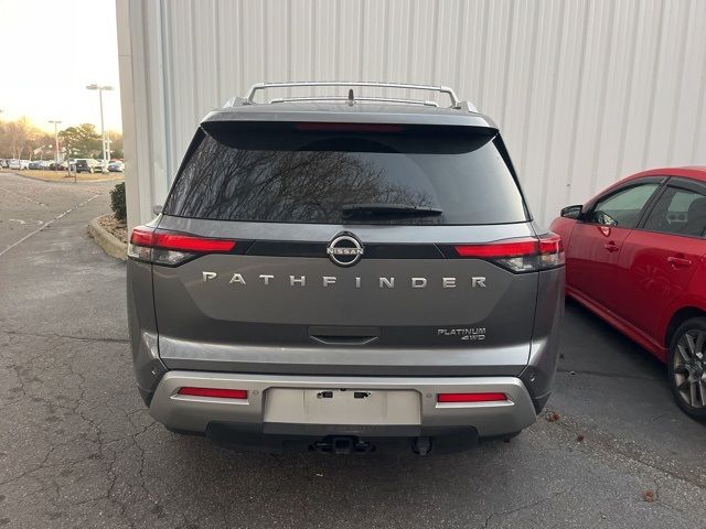 2023 Nissan Pathfinder Platinum