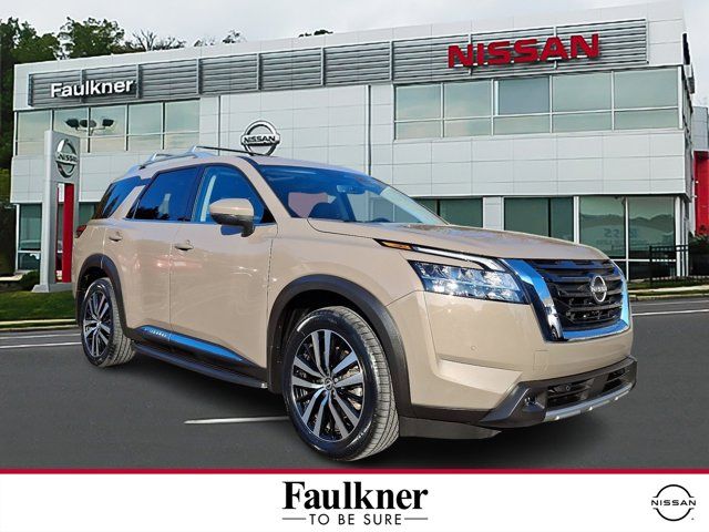 2023 Nissan Pathfinder Platinum