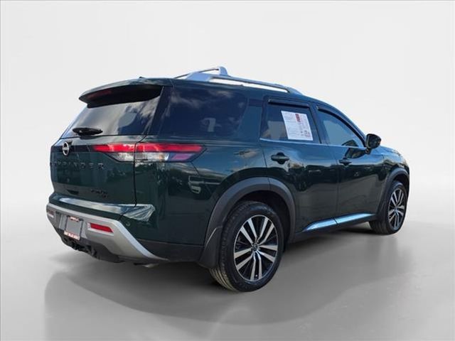 2023 Nissan Pathfinder Platinum