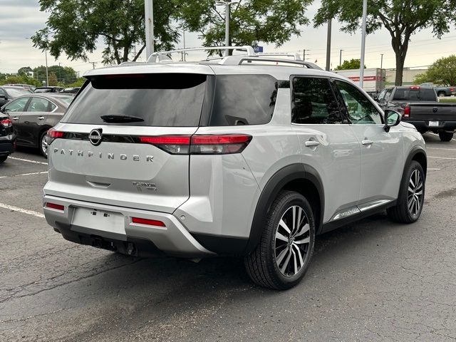 2023 Nissan Pathfinder Platinum