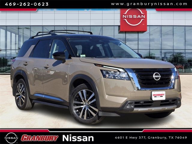 2023 Nissan Pathfinder Platinum