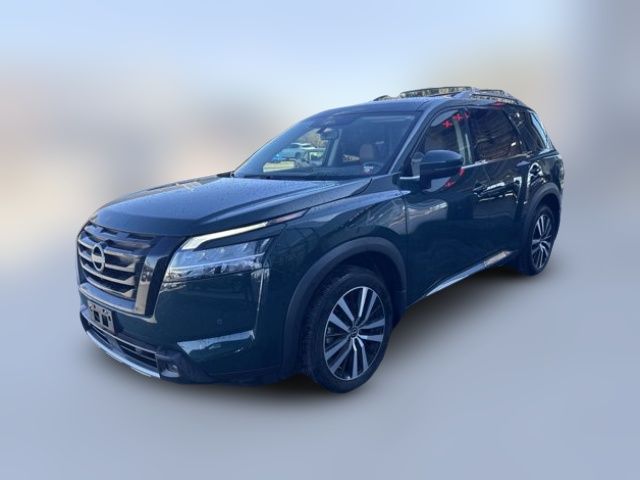 2023 Nissan Pathfinder Platinum