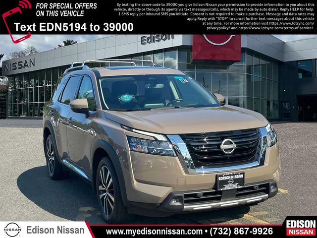 2023 Nissan Pathfinder Platinum