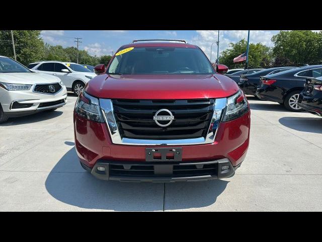 2023 Nissan Pathfinder Platinum