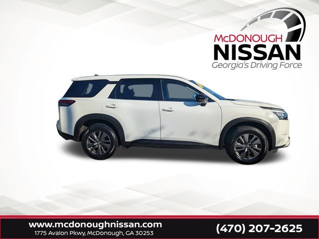 2023 Nissan Pathfinder S