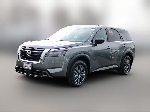 2023 Nissan Pathfinder S