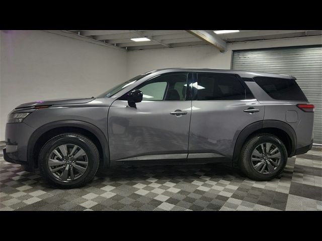 2023 Nissan Pathfinder S