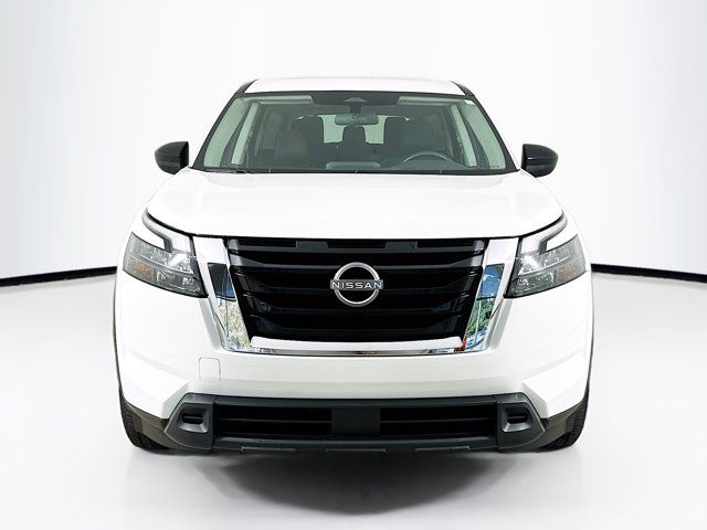 2023 Nissan Pathfinder S