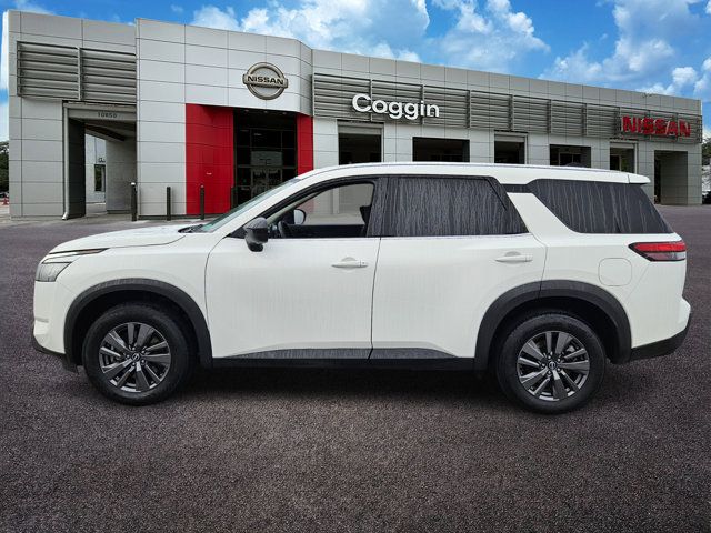 2023 Nissan Pathfinder S