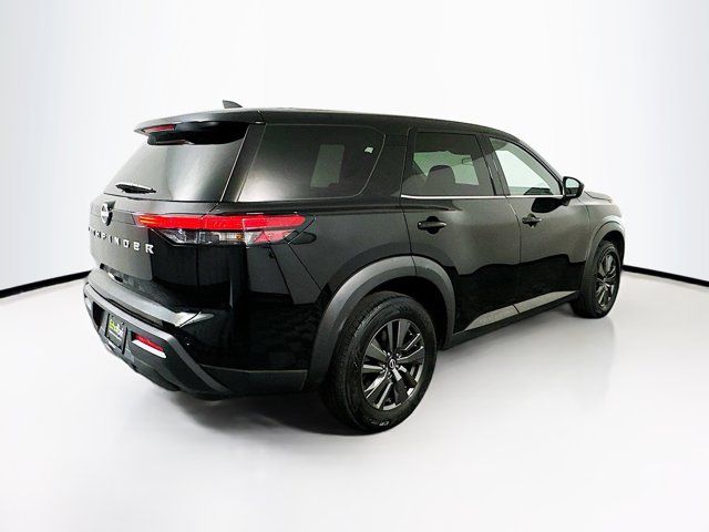 2023 Nissan Pathfinder S