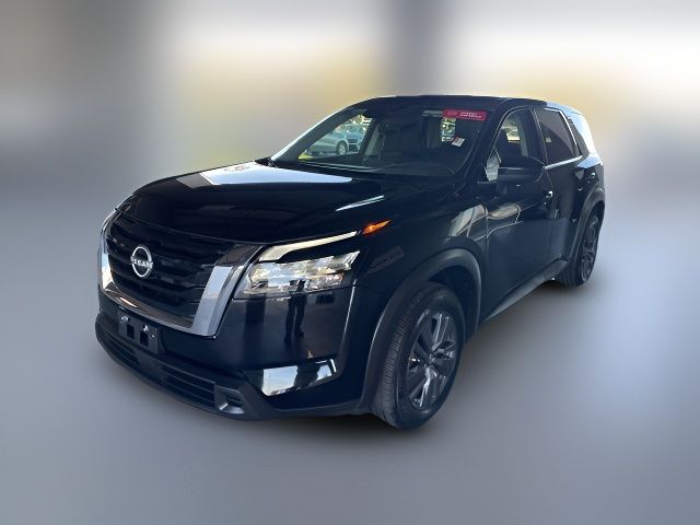 2023 Nissan Pathfinder S