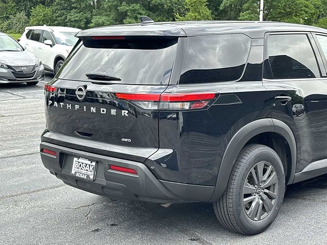 2023 Nissan Pathfinder S