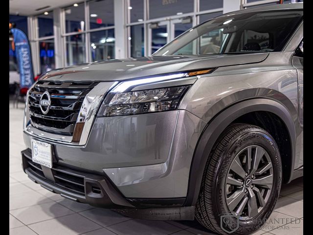 2023 Nissan Pathfinder S