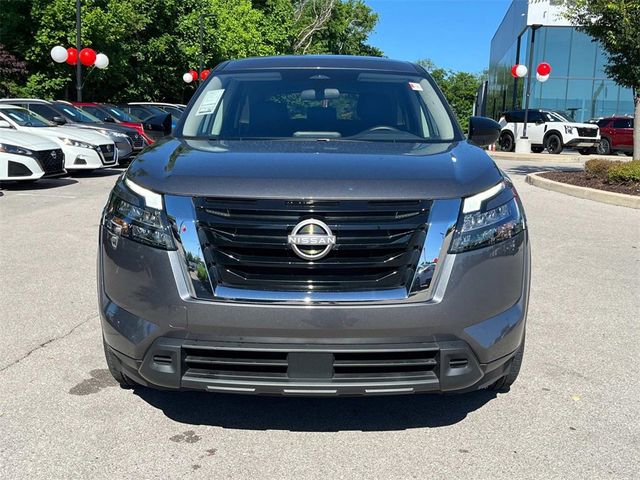 2023 Nissan Pathfinder S