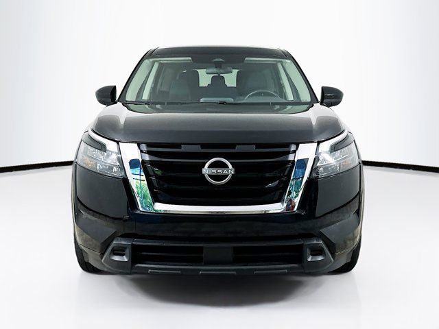 2023 Nissan Pathfinder S