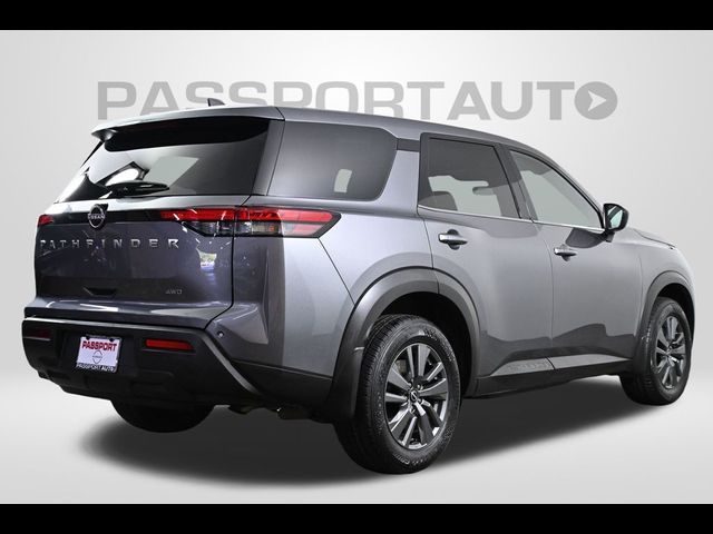 2023 Nissan Pathfinder S