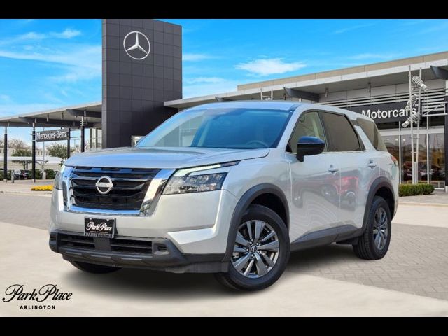 2023 Nissan Pathfinder S