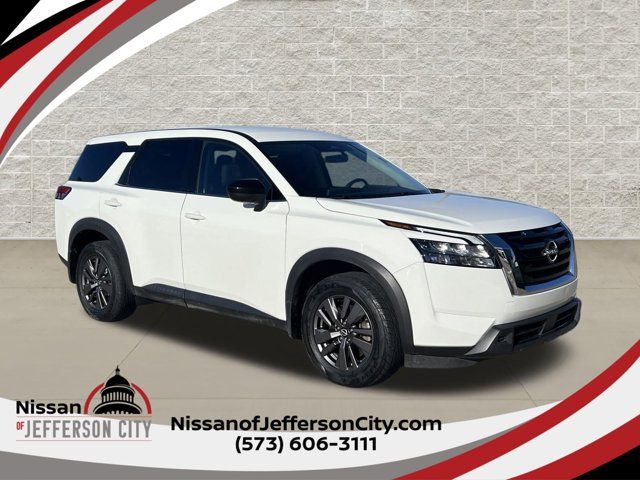 2023 Nissan Pathfinder S