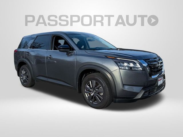 2023 Nissan Pathfinder S