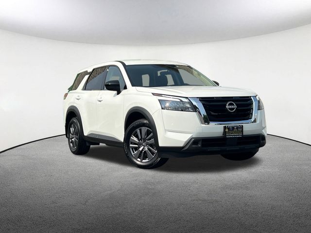 2023 Nissan Pathfinder S