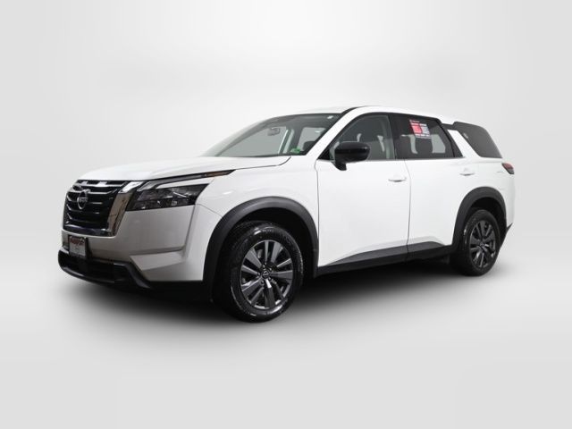 2023 Nissan Pathfinder S