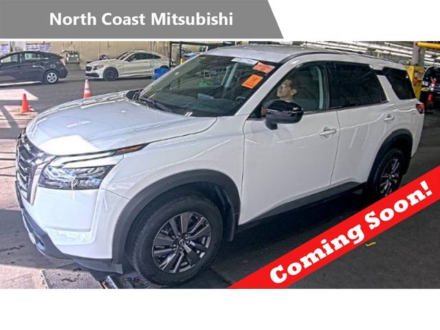 2023 Nissan Pathfinder S