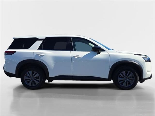 2023 Nissan Pathfinder S