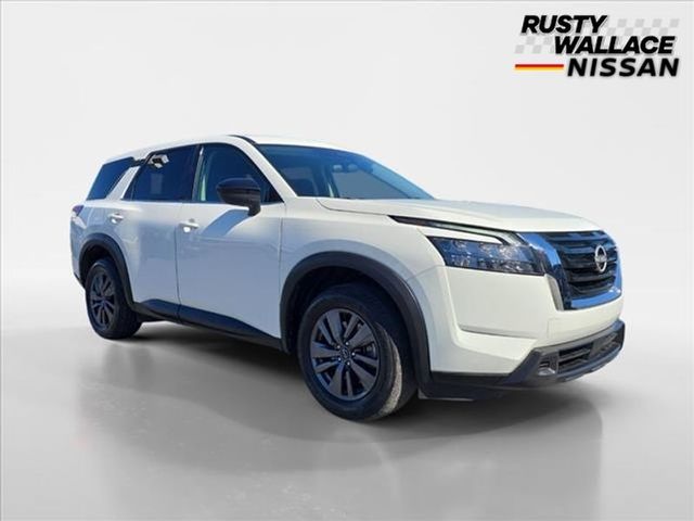 2023 Nissan Pathfinder S