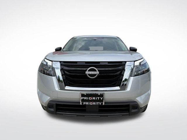 2023 Nissan Pathfinder S