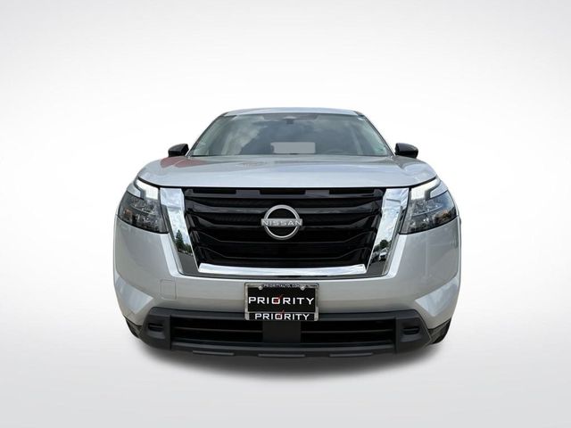 2023 Nissan Pathfinder S