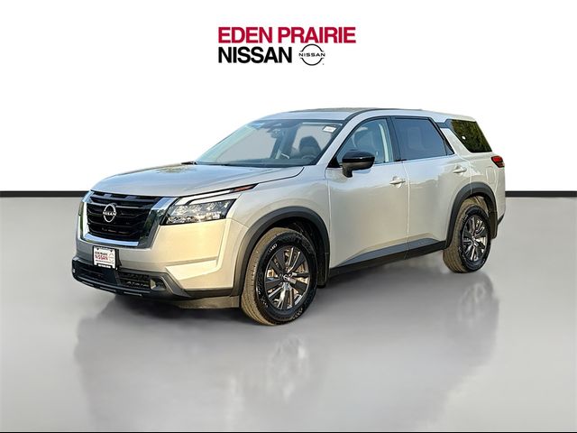 2023 Nissan Pathfinder S