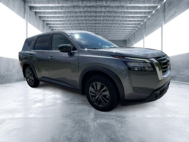 2023 Nissan Pathfinder S